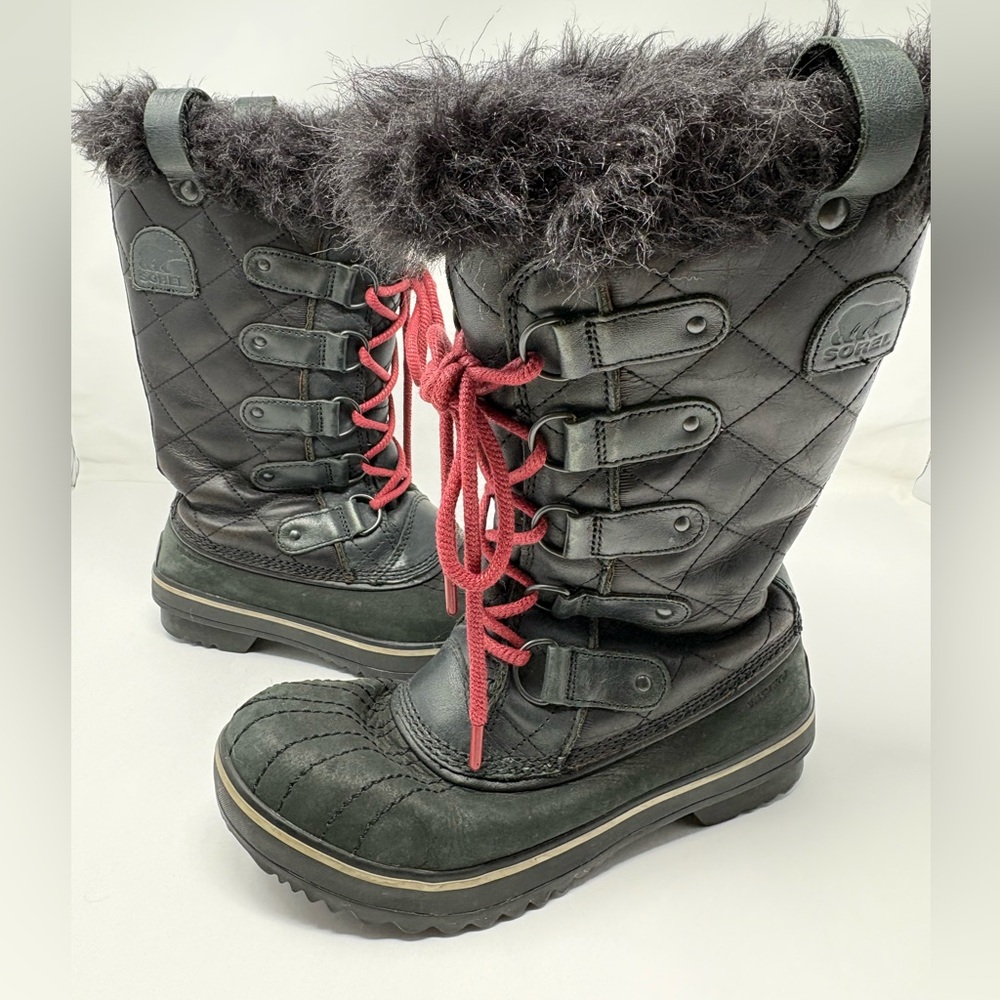 SOREL: Women’s Tofino™ Winter Boots, Black, Size 7, Red Laces; Waterproof